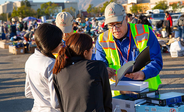Chaplains Share Scripture with Two Women